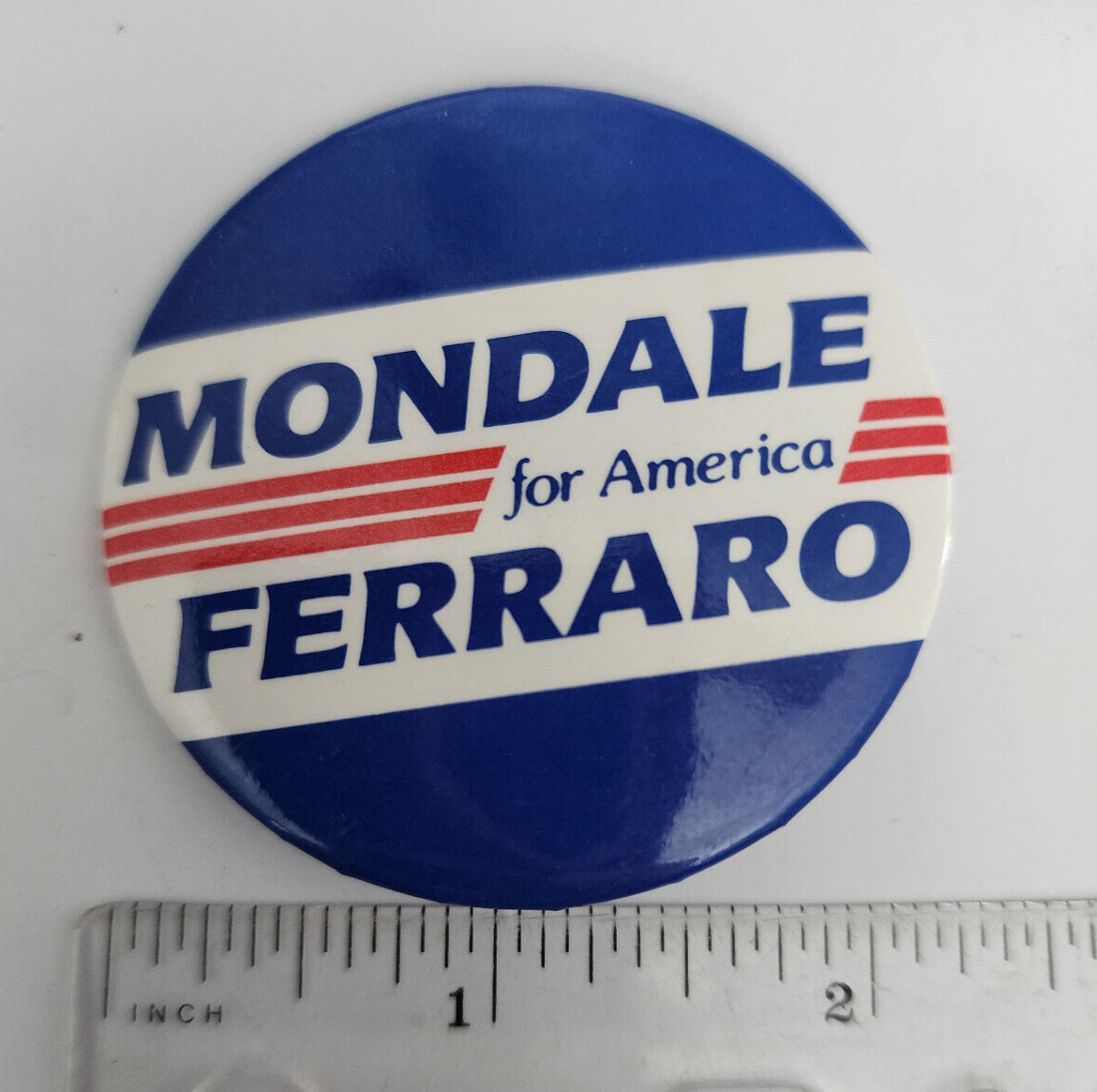 MONDALE -  FERRARO For America Pin  1984 Presidential Election Pinback Button