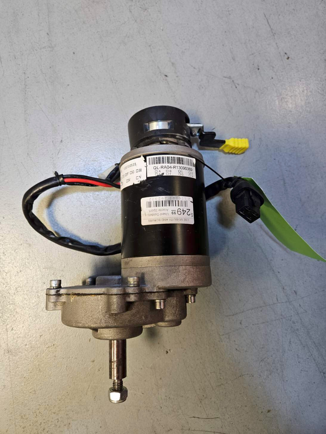 Used Golden Alante Sport Power Wheel Chair GP205 Right RH Motor Gearbox Brake