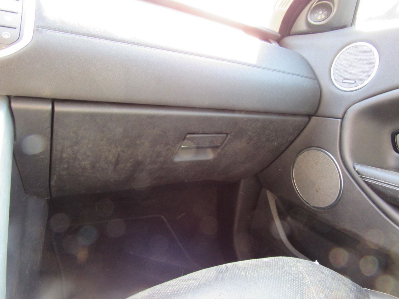 EVOQUE    2016 Glove Box 999334