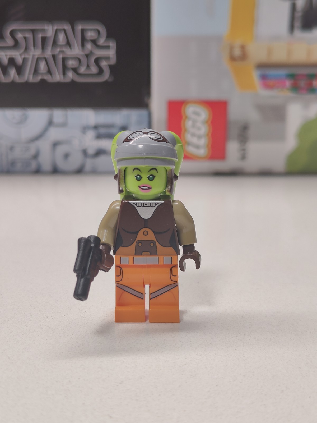 NEW Star Wars Hera Syndulla Dark Tan Arms Custom Lego Minifigure 75053