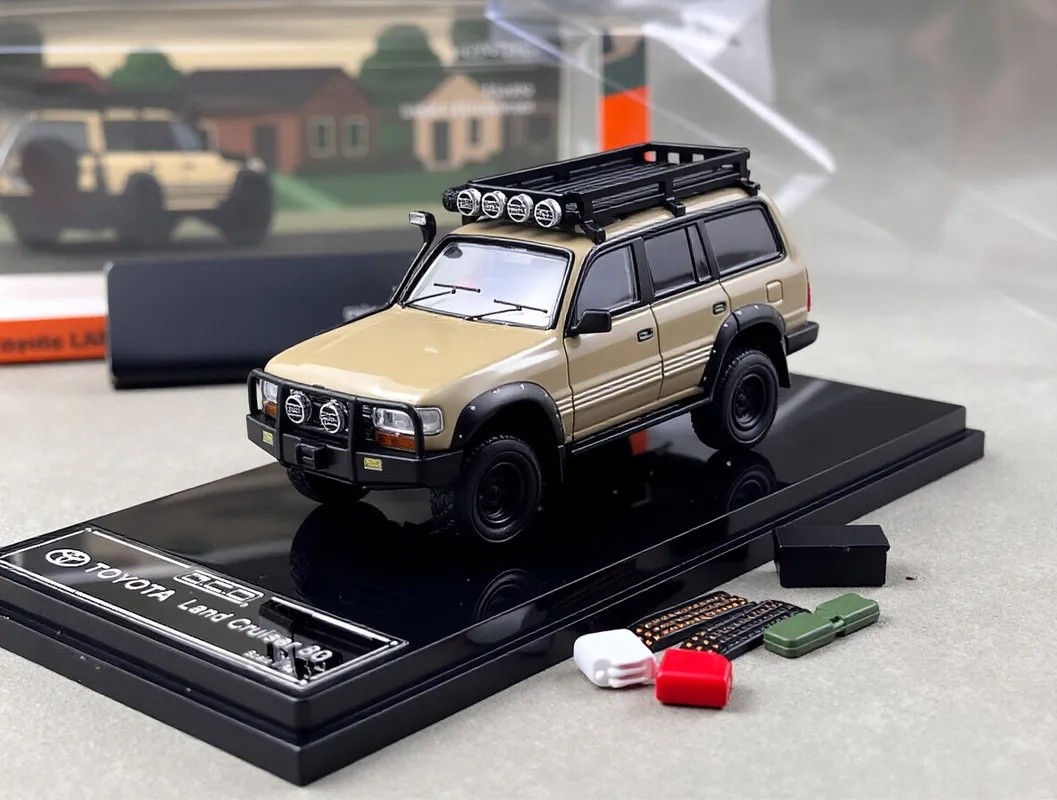 GCD 1:64 Beige Land Cruiser LC80 ORV Sports Model Diecast Metal Car