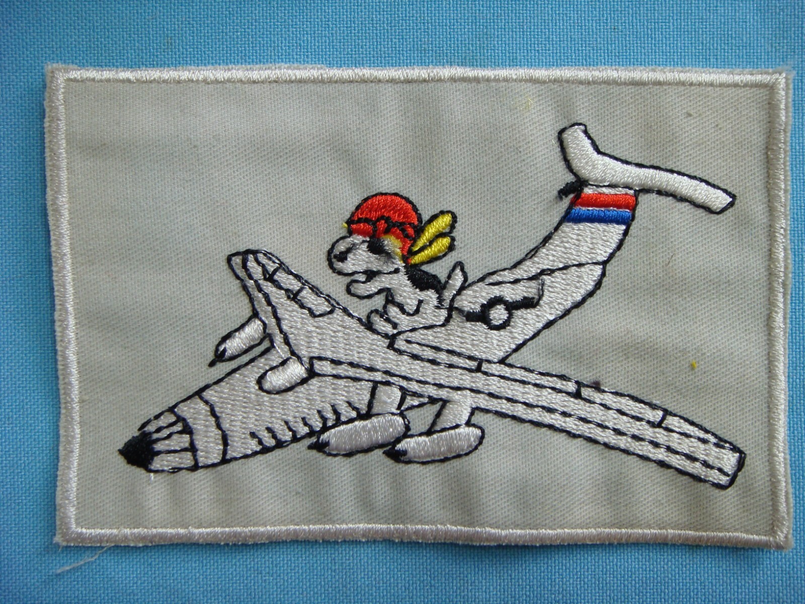 VIETNAM WAR PATCH, US SNOOPY DOG ON THE PLANE