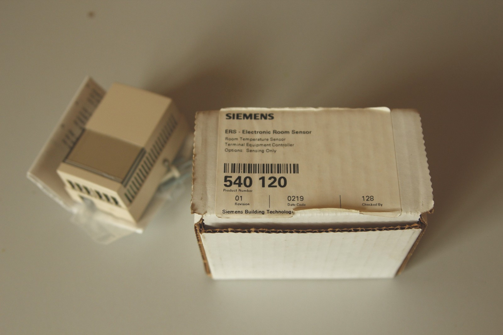 Siemens 540 120 ERS Electronic Room Sensor Temperature