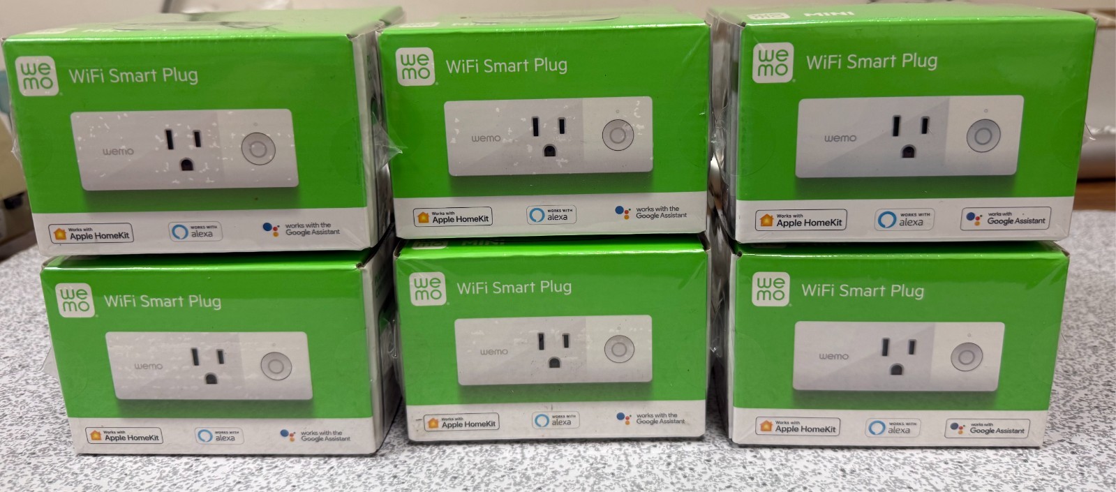 Wemo WiFI Smart Plug by Belkin Brand New in retail box $5 x  (total 12pcs)