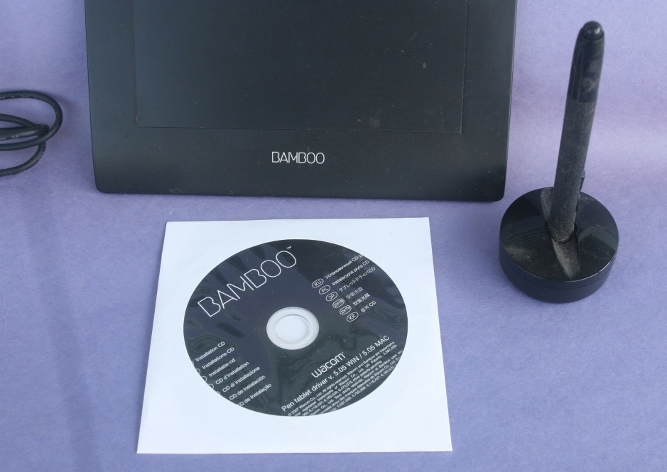 Wacom Bamboo Graphics/Drawing Tablet - Model MTE-450