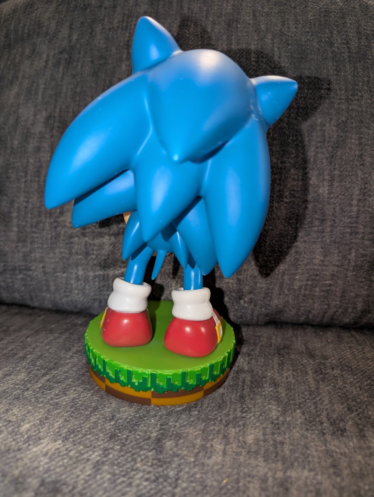 Cable Guys Sonic the Hedgehog Phone and Controller Holder 8" Exquisite Gaming