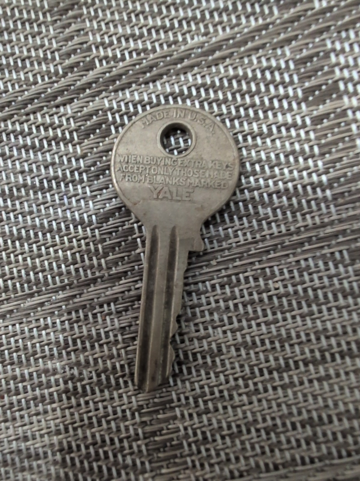 Yale Key 2H141