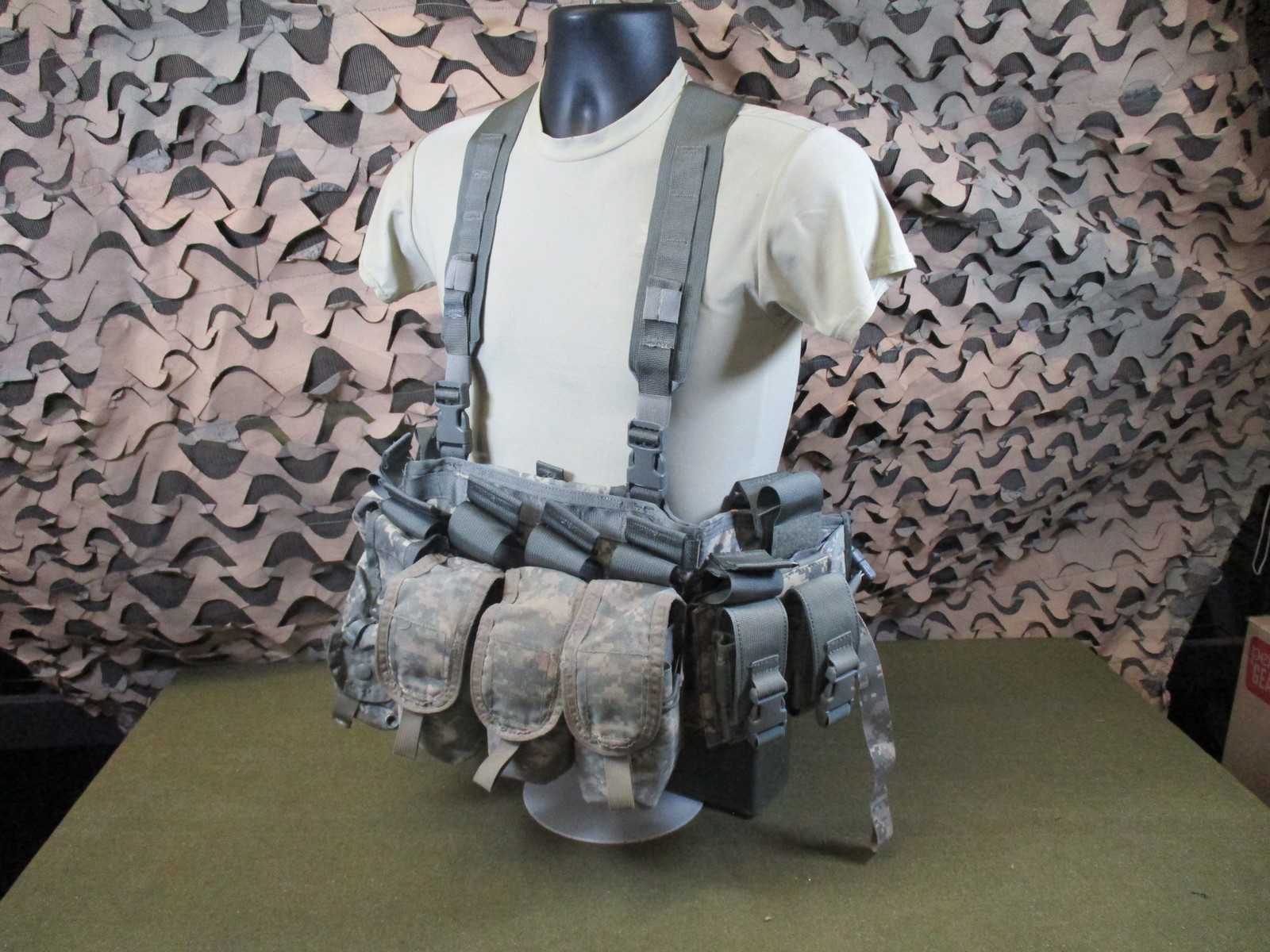 US Military MOLLE II Tactical Assault Panel TAP UCP Camo Chest Rig ranger set
