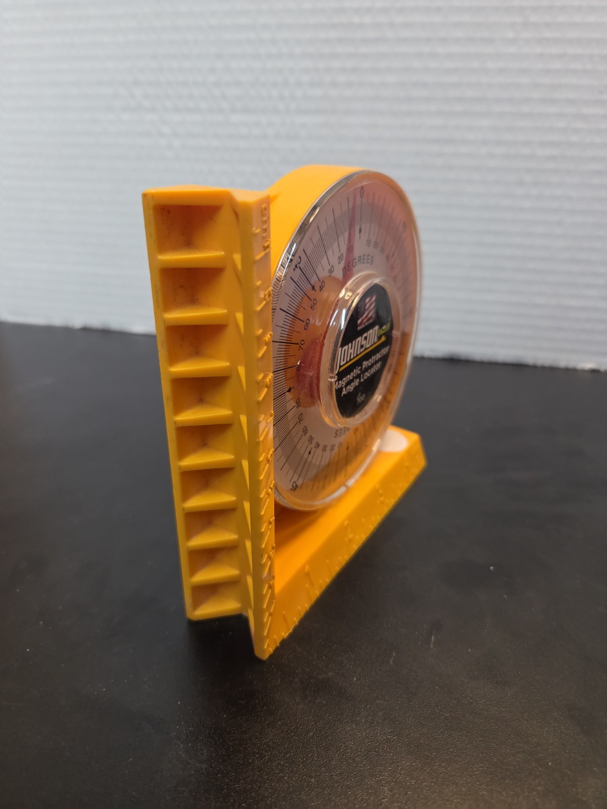 Johnson Level 700 Magnetic Protractor / Angle Locator building tool