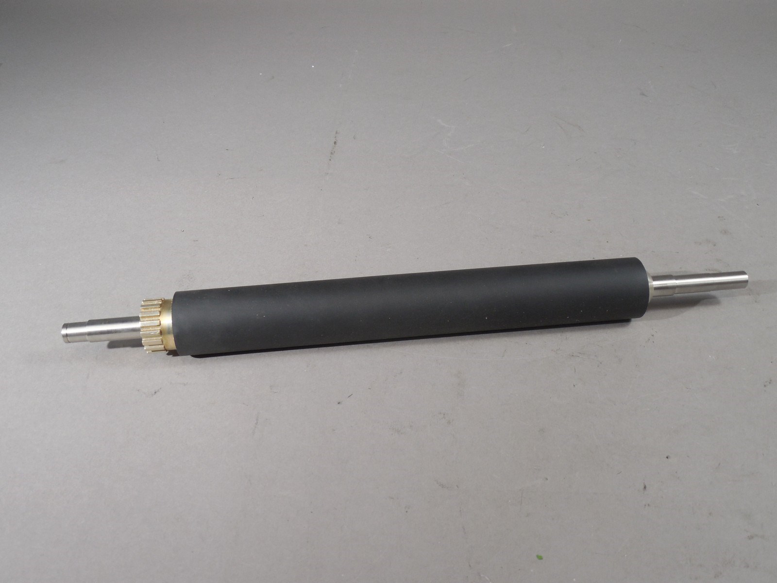 Multi Purpose Rubber 14 in Scrapbooking Stamping Screen Printing Polymer Roller