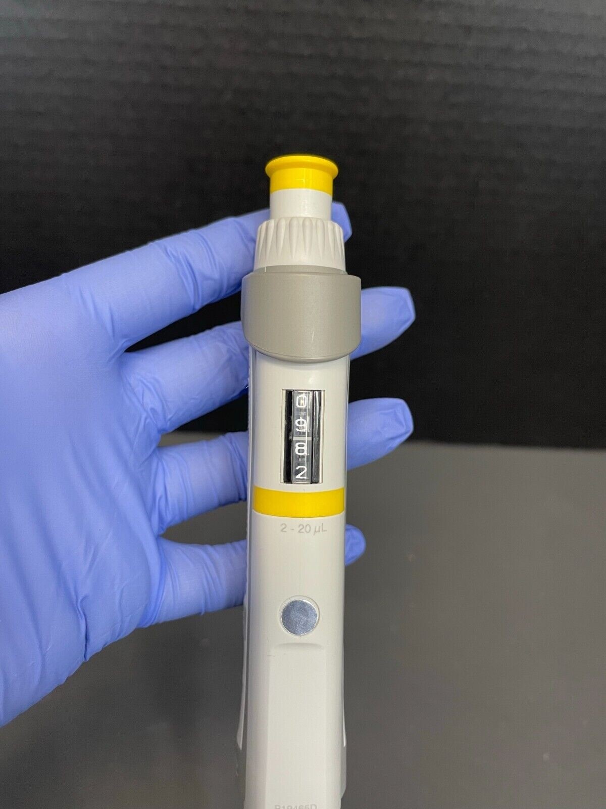 Eppendorf Research Plus Pipette Single Channel 20 ul Adjustable