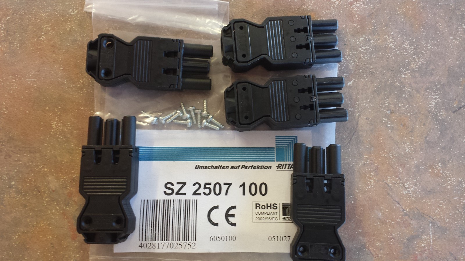 Rittal SZ-2507-100 (Pack of 5) SZ2507100  Wiring Socket New In Package
