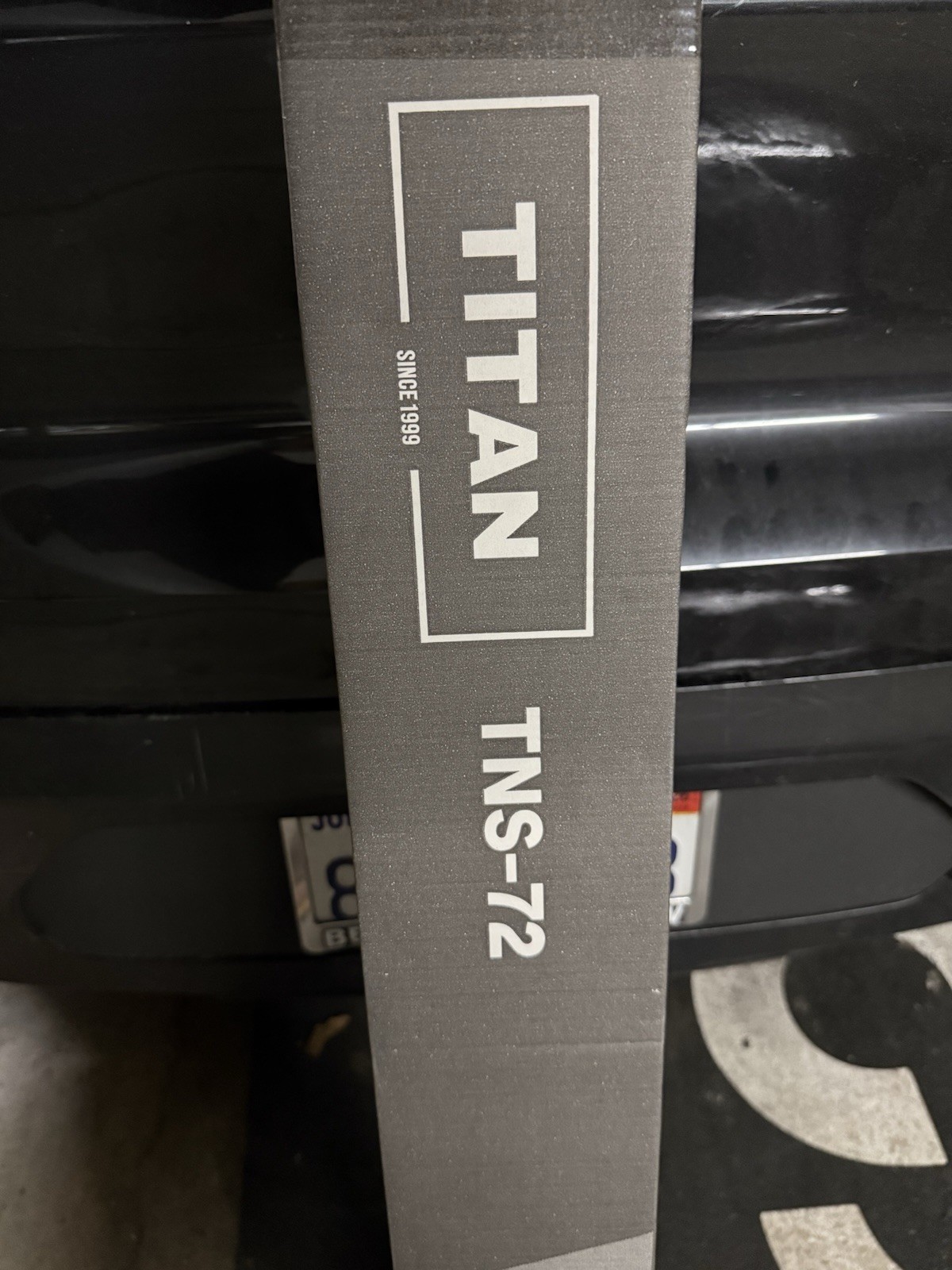 Titan Projector Screen TNS -72 Digital Self Lock Screen