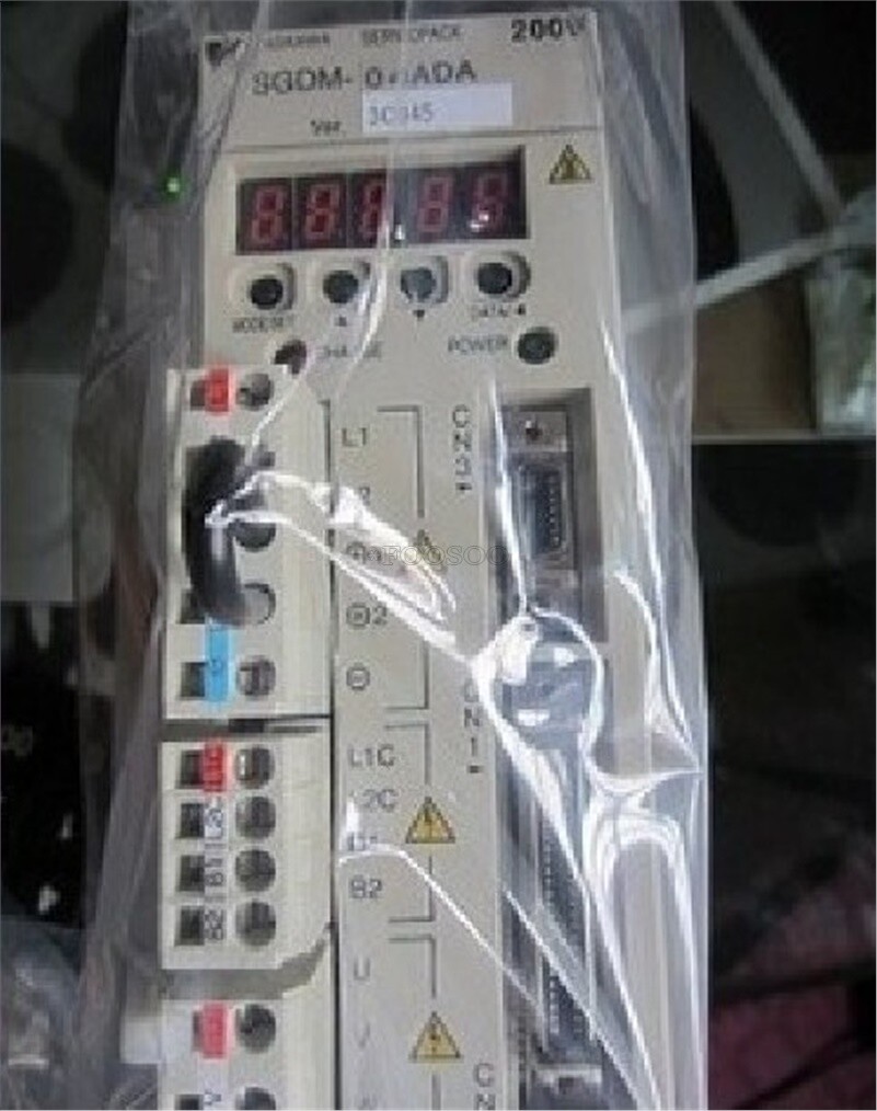 Used Yaskawa Servo Drive SGDM-02ADA Good Condition uc