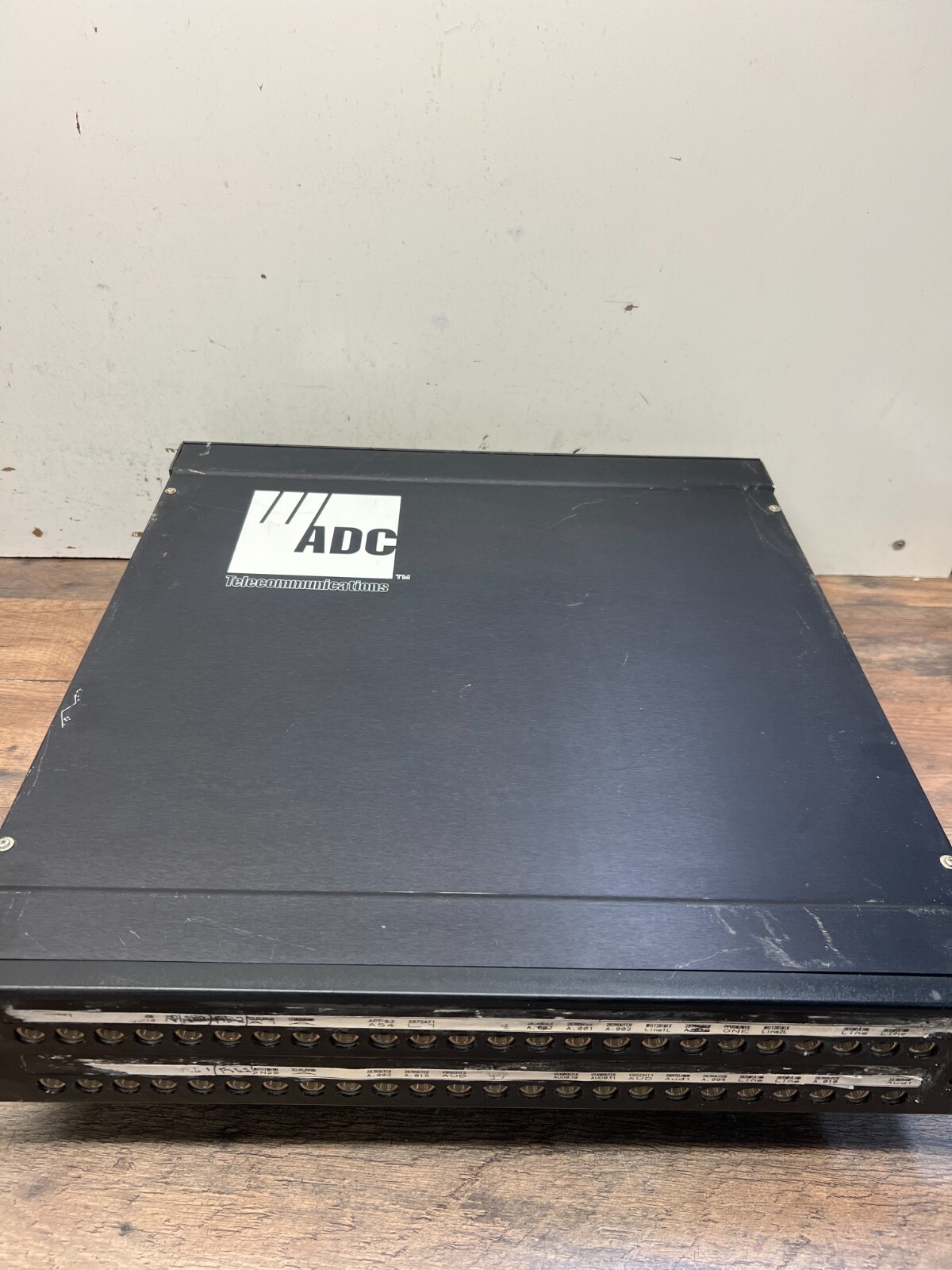 ADC Telecommunications 4-26790-0040 Patch panel