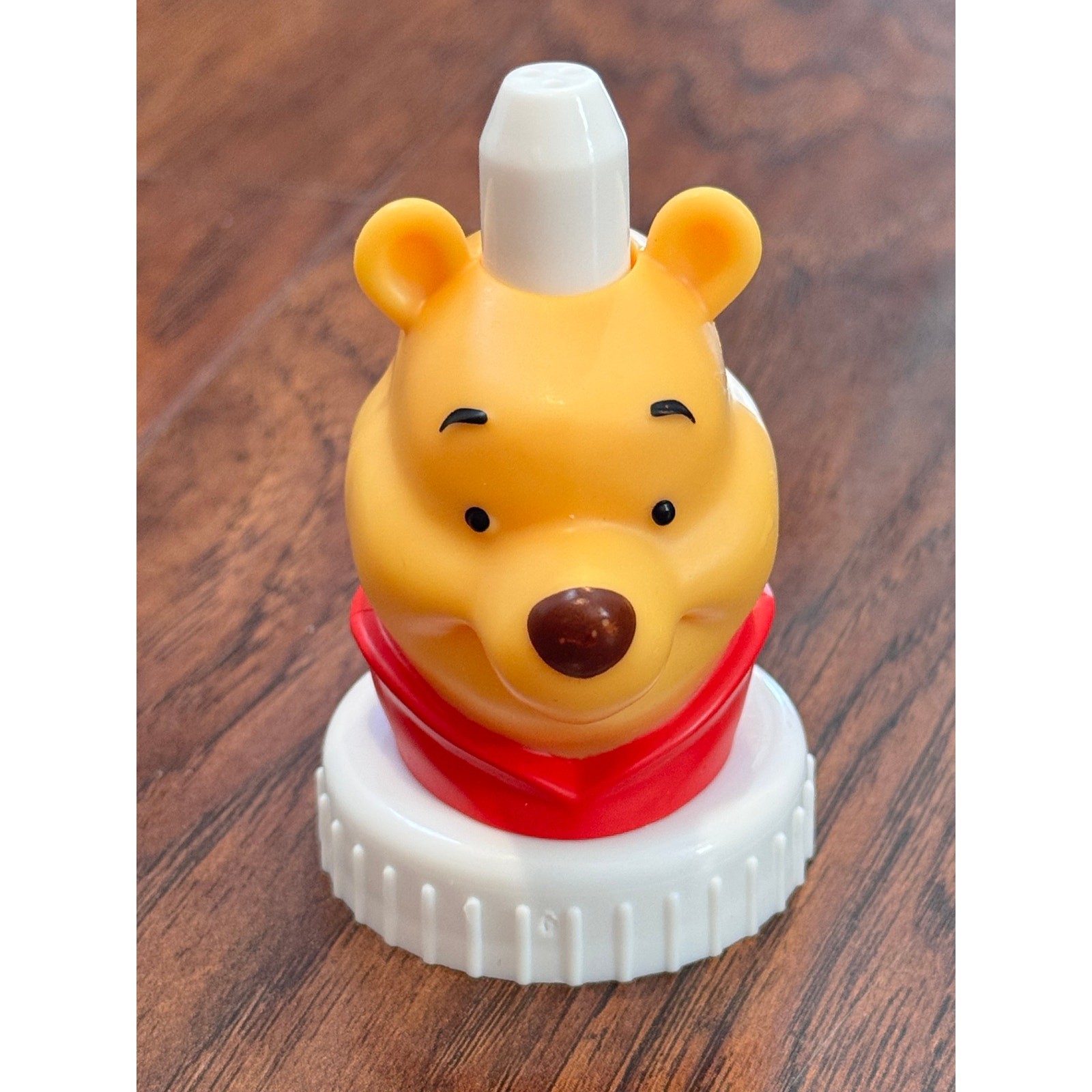 Good 2 Grow Topper Juice Winnie the Pooh Bear Collectible Disney Yellow Red