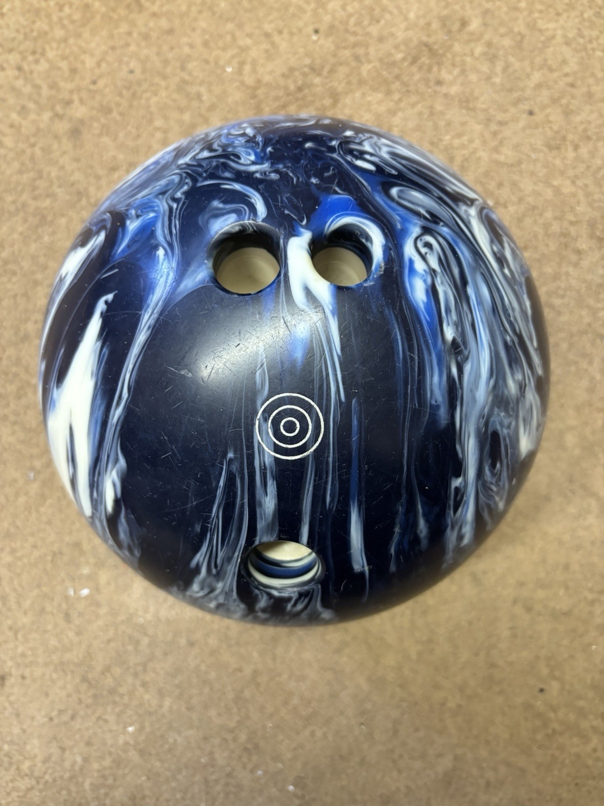 Bowling Ball 11 Lb Ebonite Maxim Blue White Swirl