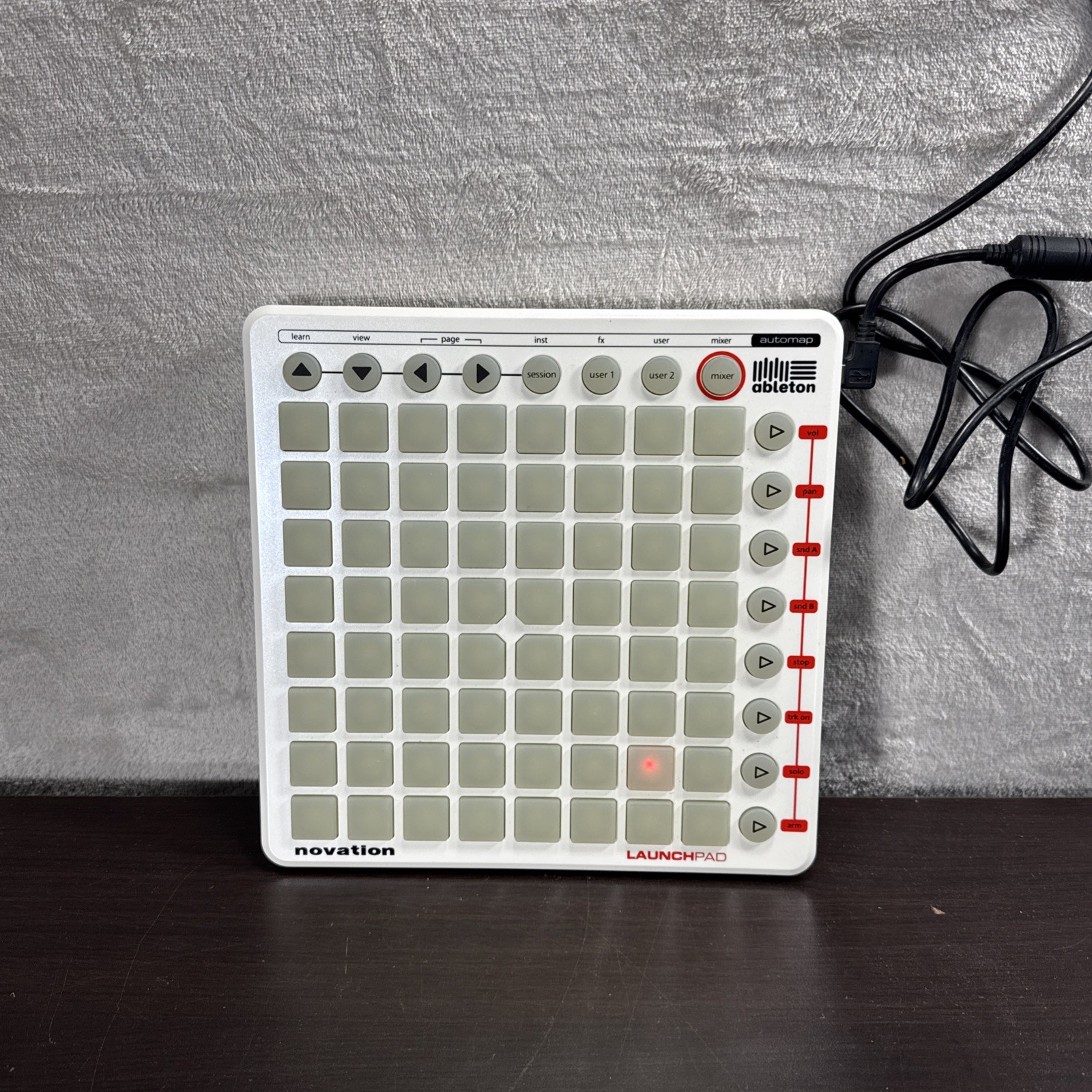Novation White LaunchPad - NOVLPDWH Excellent Condition With/ Cord