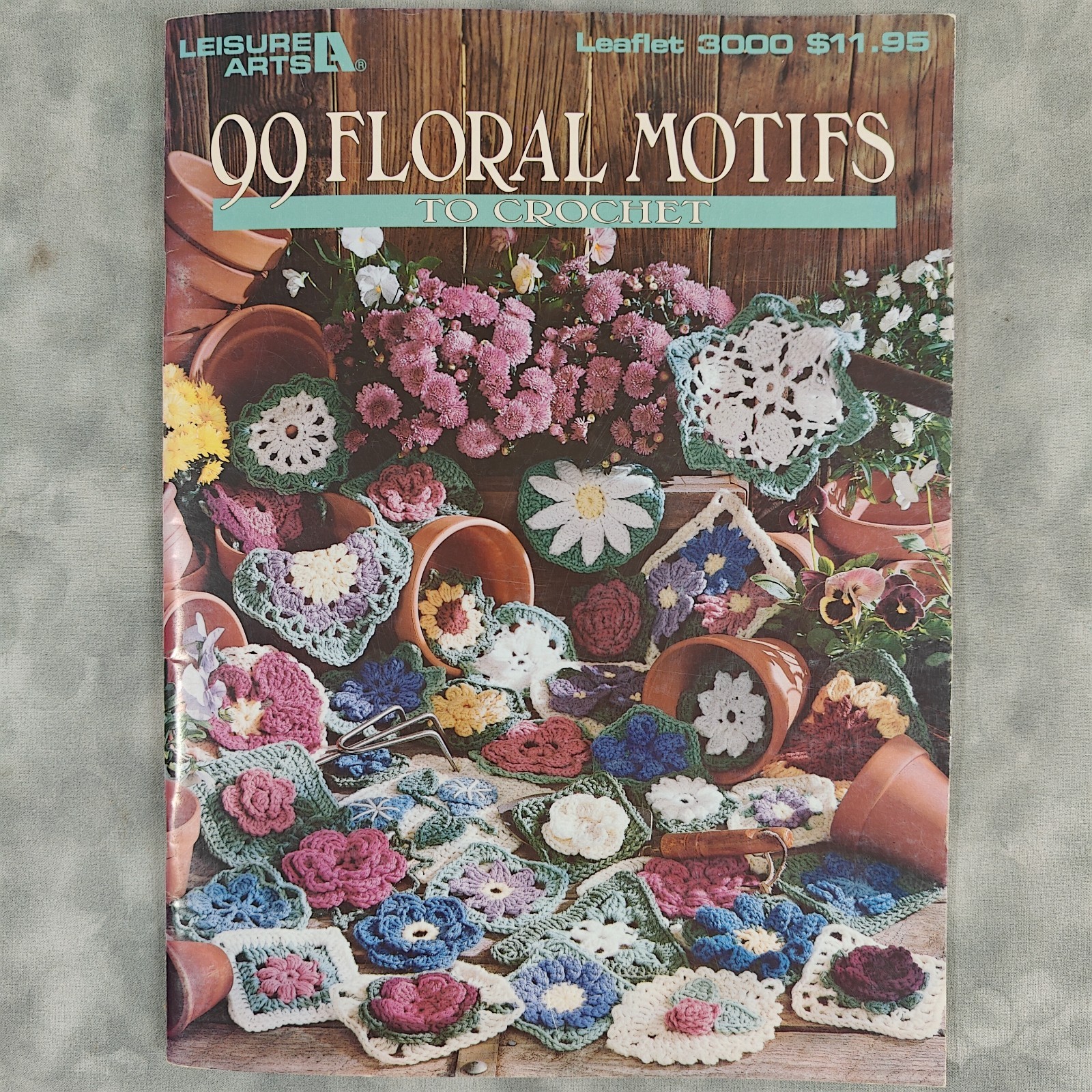99 Floral Motifs to Crochet Leisure Arts 3000 Pattern Booklet 1997 Flowers
