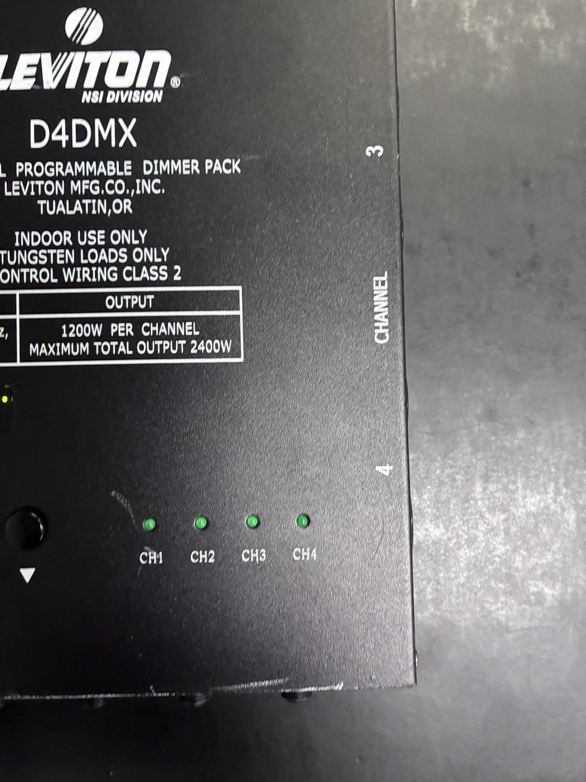 Leviton D4DMX-MD3 4-Channel Programmable Dimmer Pack