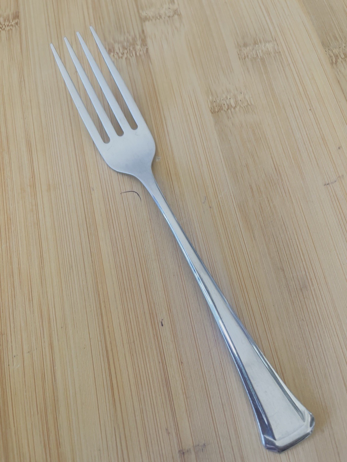 SSS Oneida MAESTRO Glossy Stainless Outlined Flat Tip DINNER FORK 7.25"