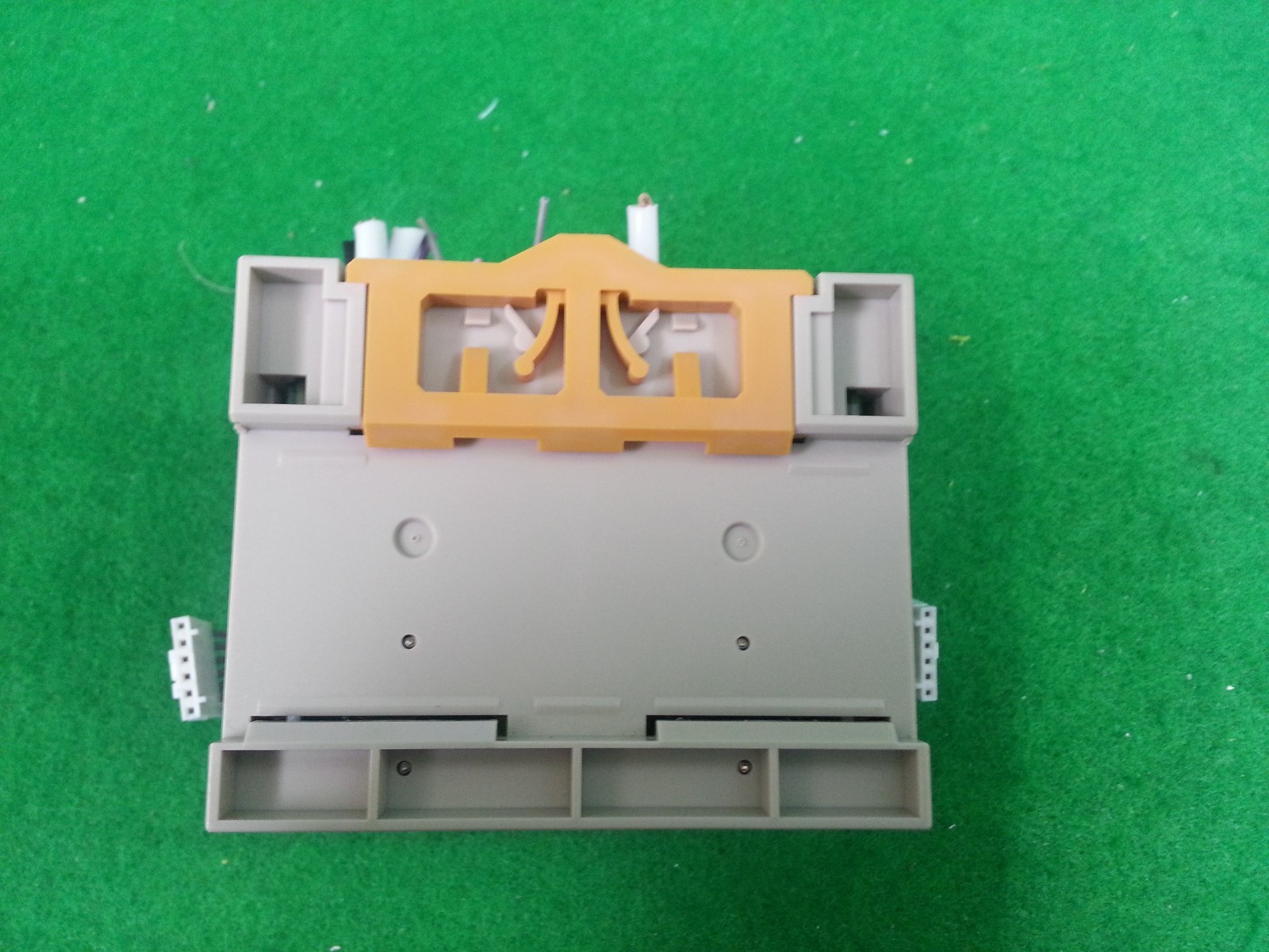 OMRON GT1-DA04 ANALOG UNIT 24V 0.1A, USED