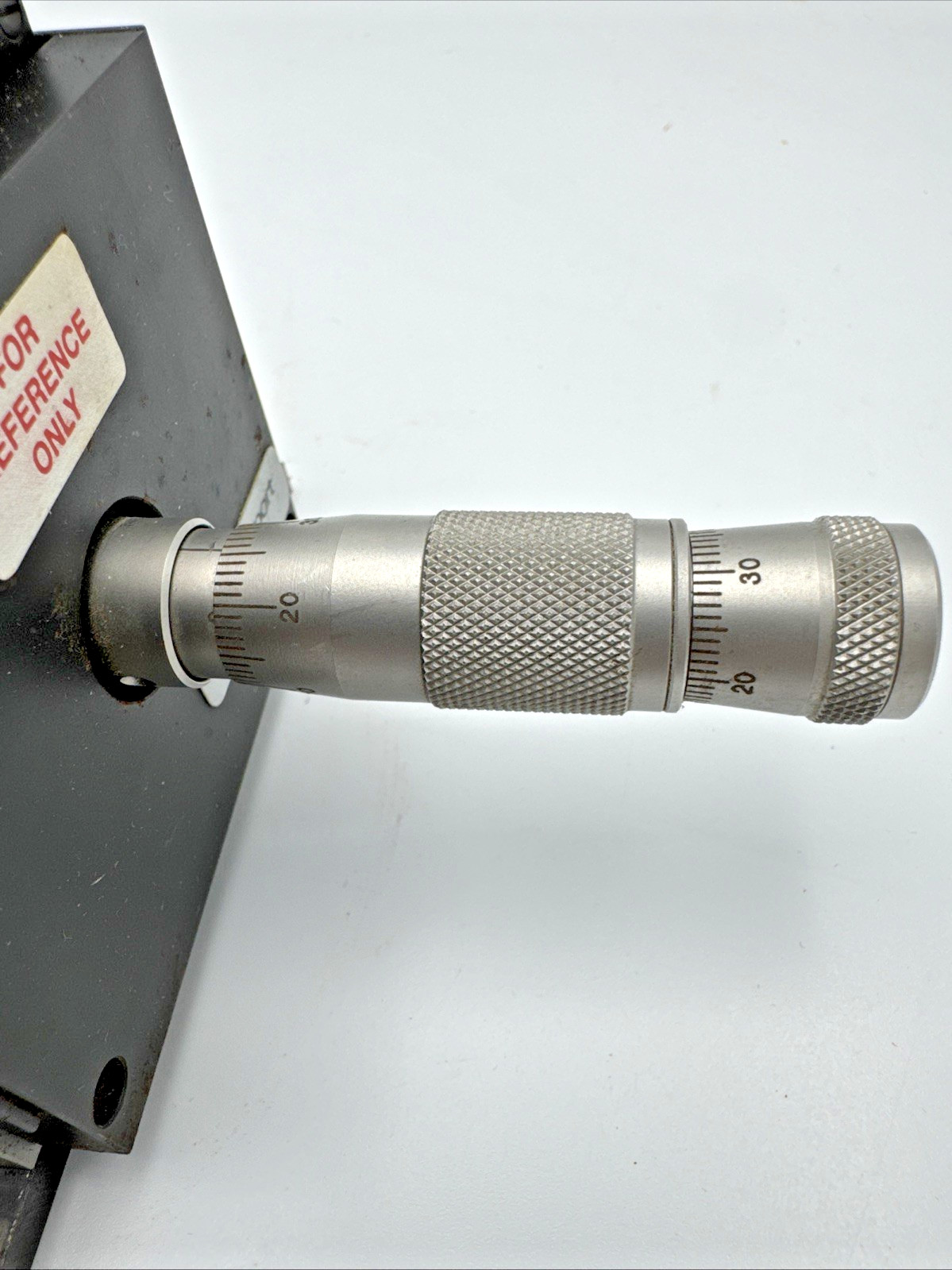 NEWPORT MVN80 VERTICAL LINEAR STAGE TOOL
