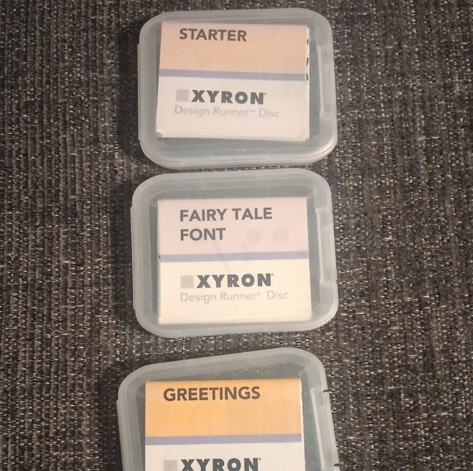 Xyron Design Runner Disc Starter, Fairy Tale Font & Greetings Discs Lot