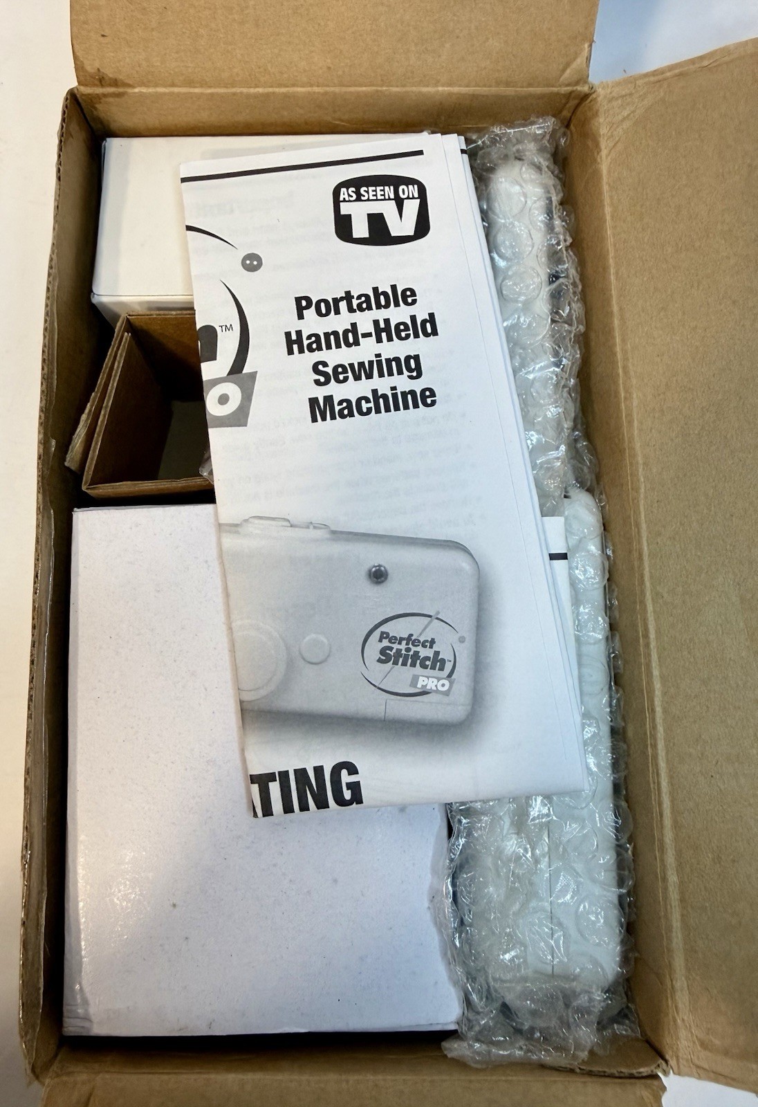 New Perfect Stitch Pro Handheld Sewing Machine Kit With Threads NIB - Tested