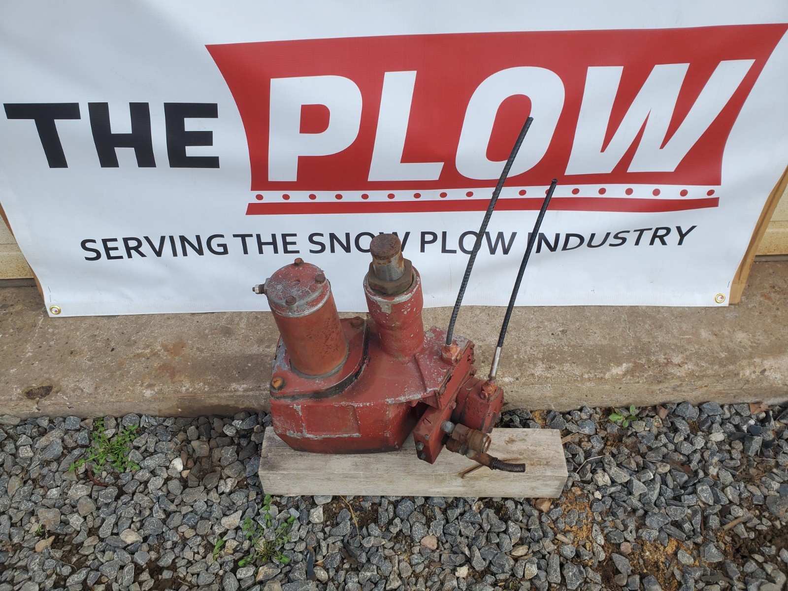 Western Cable Snow Plow Pump Mark IIIa Isarmatic Core-Parts Only