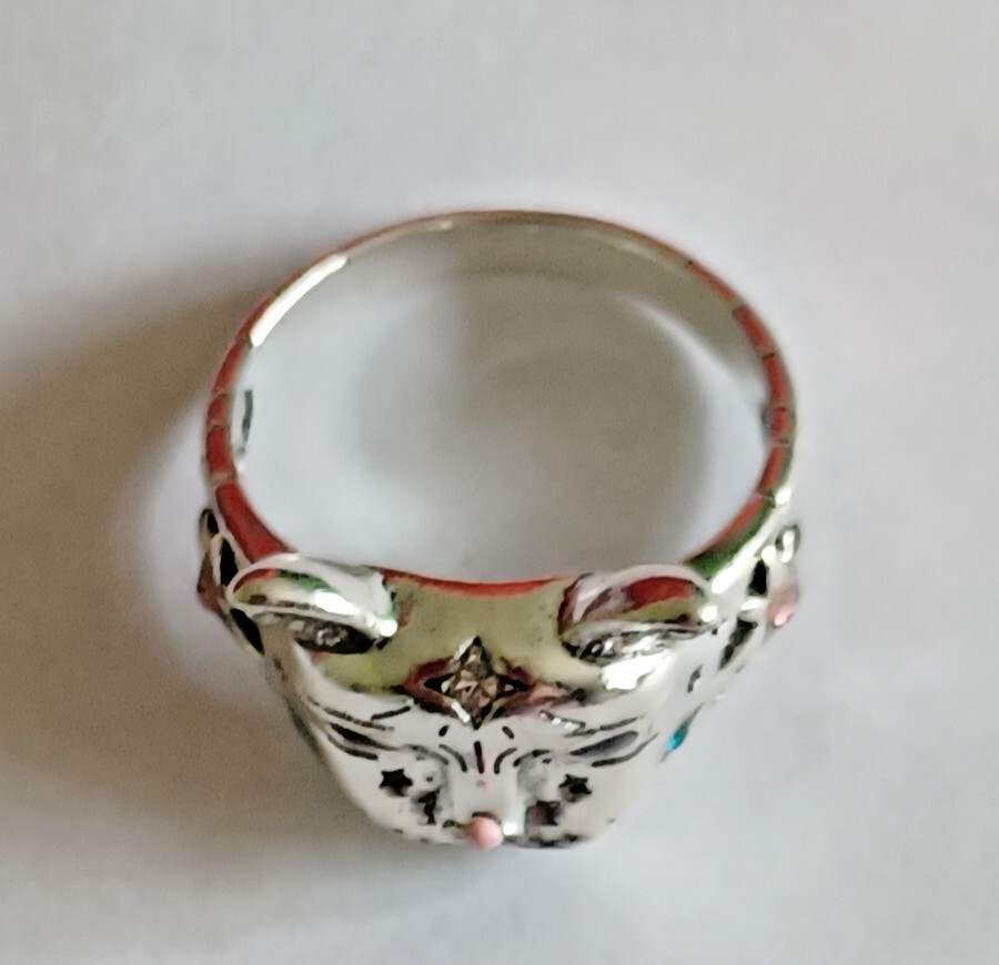 silver plated women's cat head ring with crystals and zircon