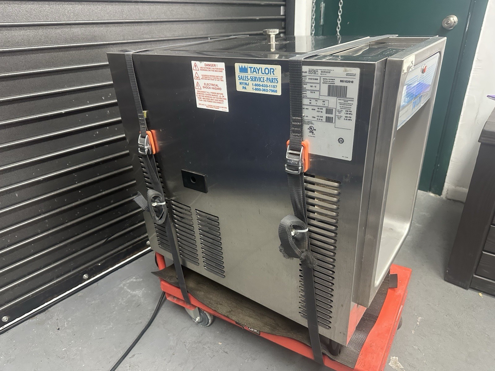 2016 Taylor 152 Soft Serve Ice Cream Machine Counter Top