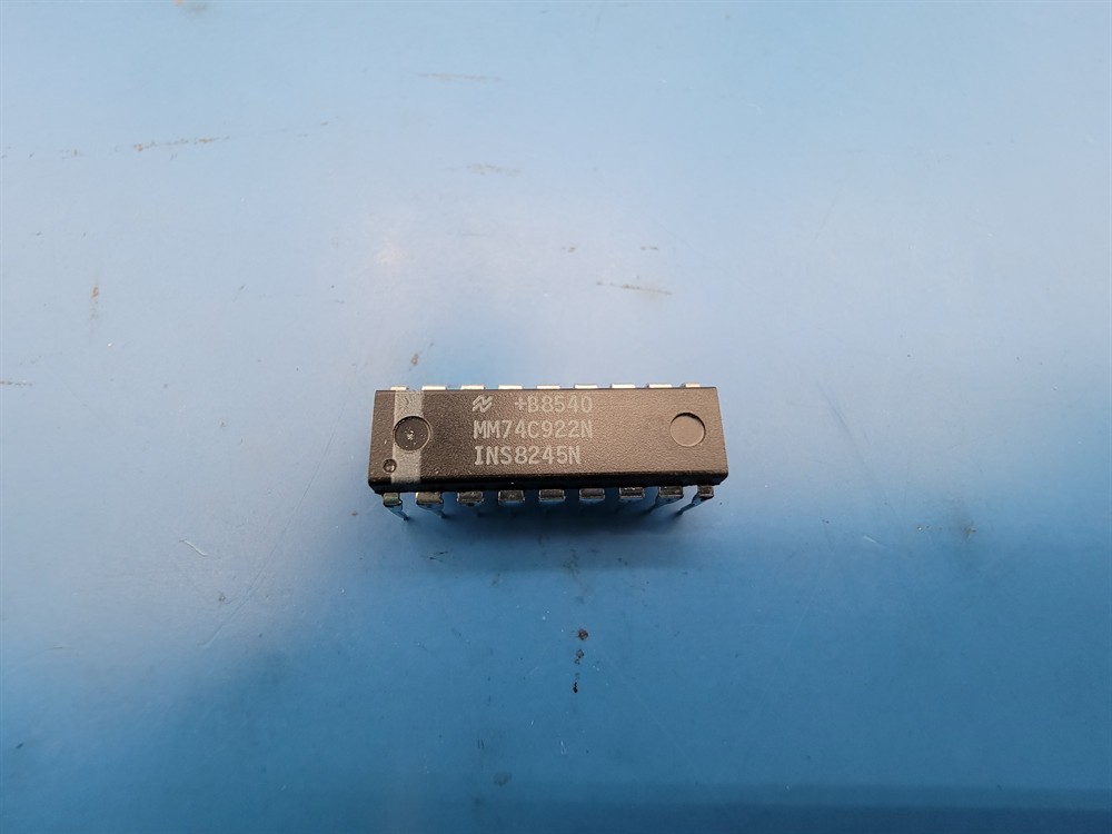 New (4pcs) MM74C922N NATIONAL SEMI IC Logic