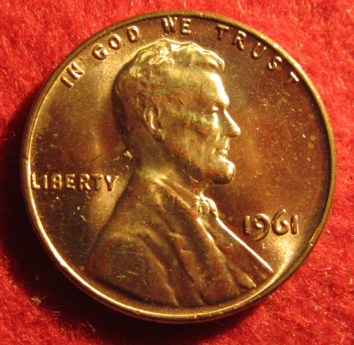 1961 (P) Lincoln Memorial Cent/Penny - Uncirculated  - Red - Actual Coin C1040