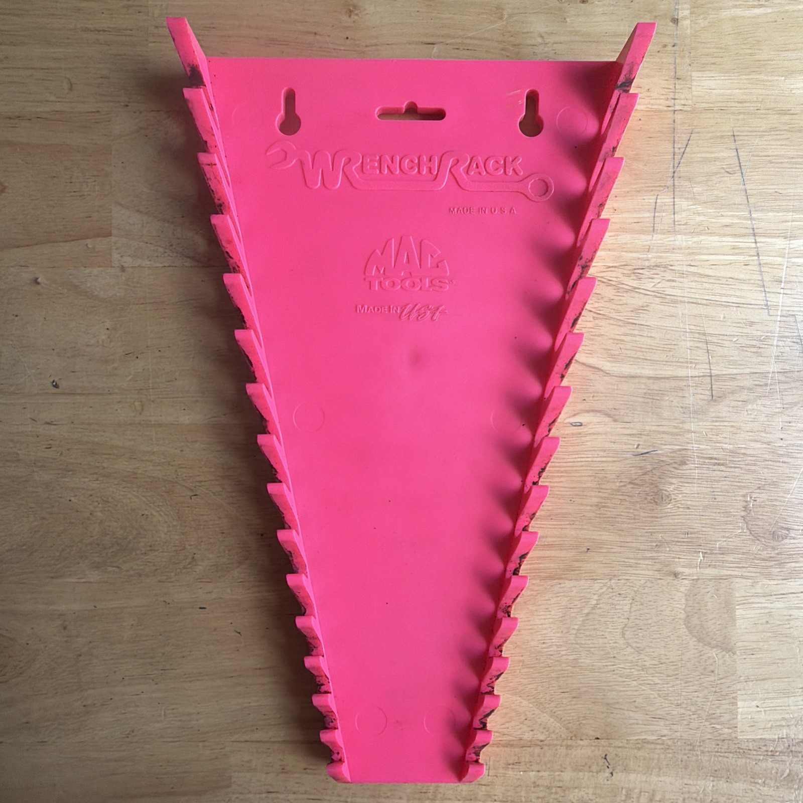 Mac Tools x Wrench Rack Pink Plastic Wrench Holder Organizer 15 Slot Made in USA