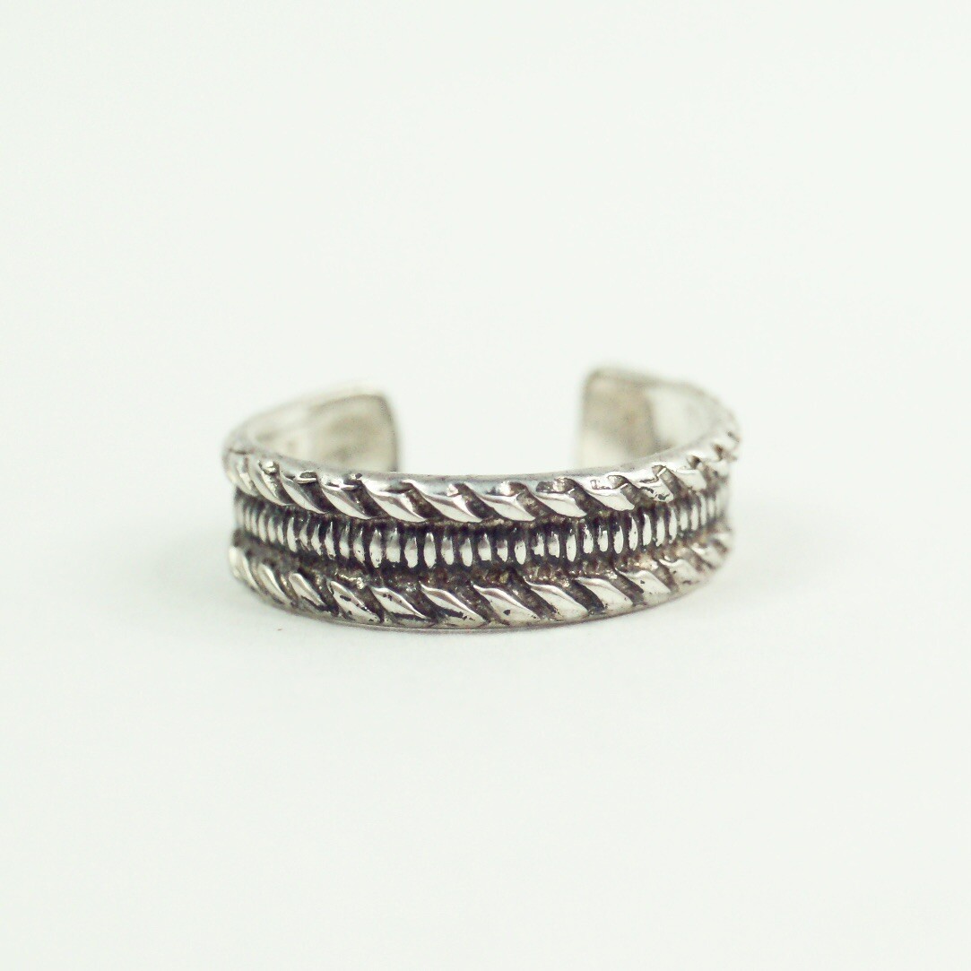sterling silver rope edge textured ring or toe ring adjustable size 4