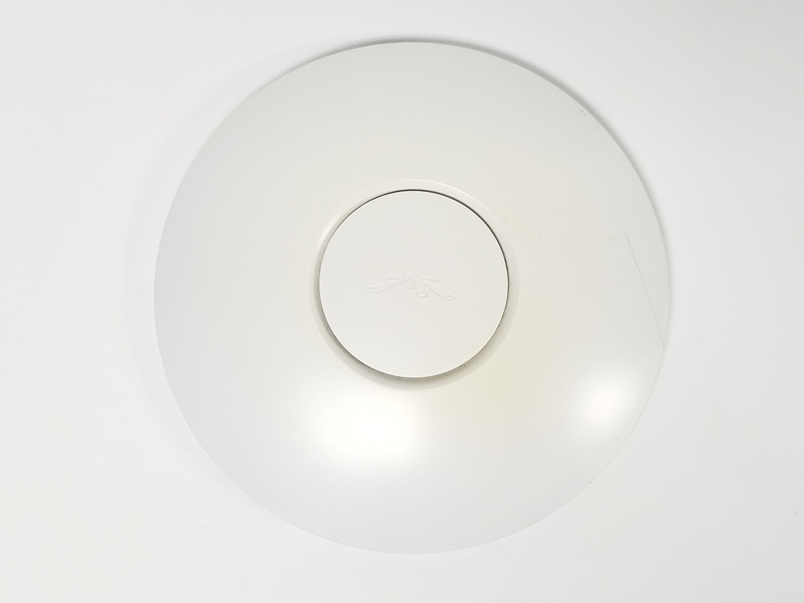 Ubiquiti UniFi AP 2.4GHz Wireless Access Point, 24V PoE