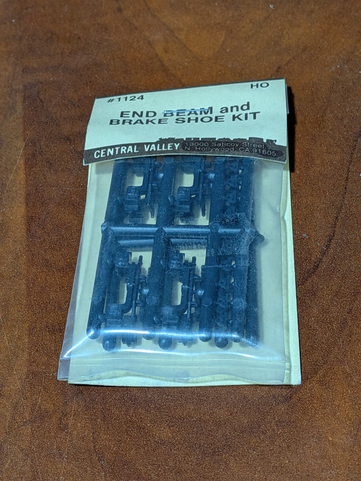 Central Valley - #1124 - HO Scale - End Beam & Brake Shoe Kit - NOS