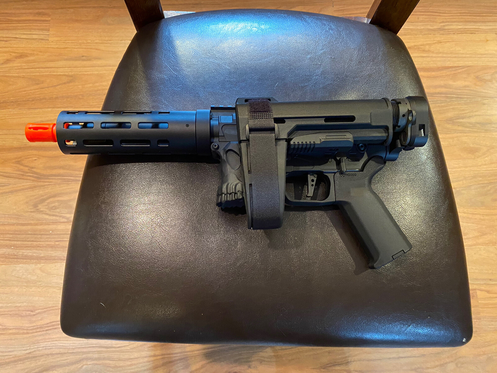 airsoft gun