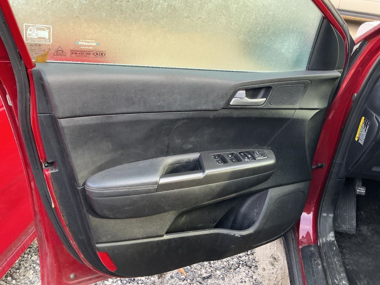 SPORTAGE 2018 Glove Box 4888648