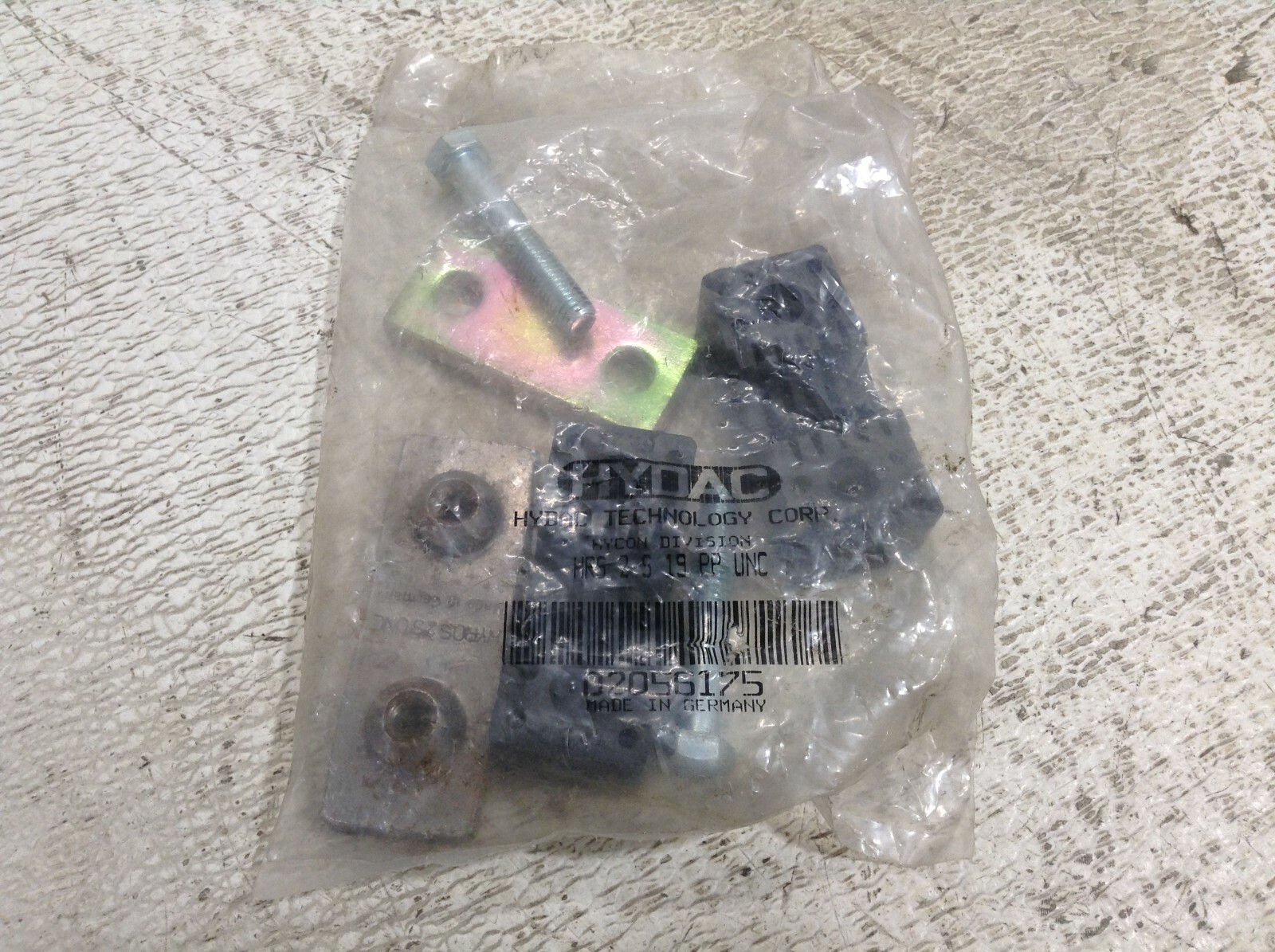 Hydac 02056175 Heavy Duty Tube Clamp HRS 2 S 19 PP UNC New (TB)