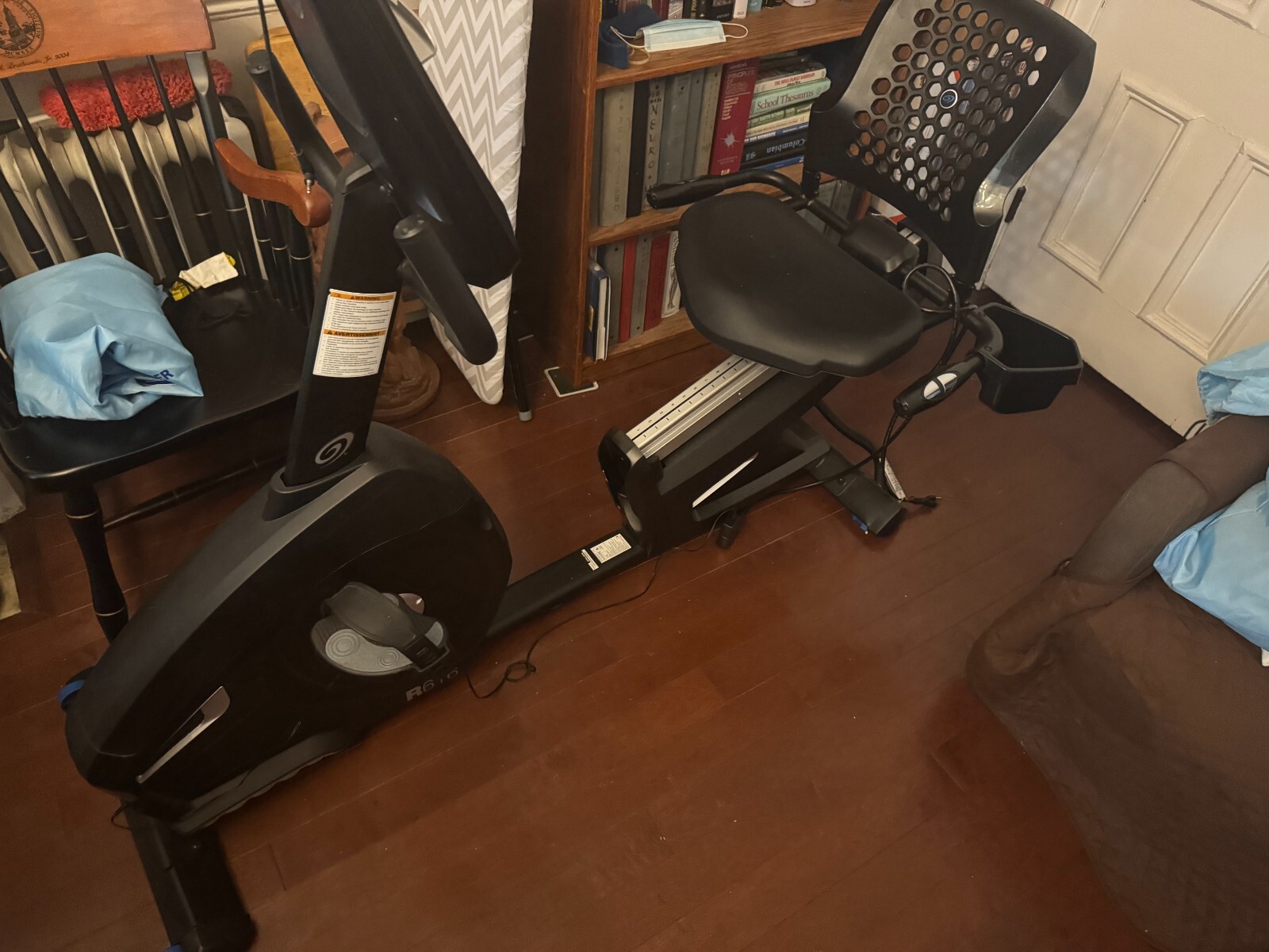 Nautilus R616 Recumbent Bike (Excellent Condition) Pickup Only