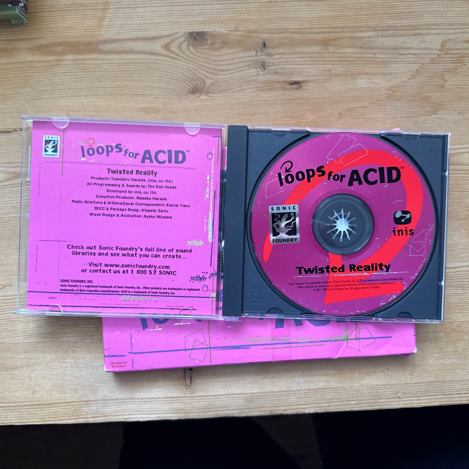 Sonic Foundry Fuel Series Twisted Reality Loops For Acid Sampling CD