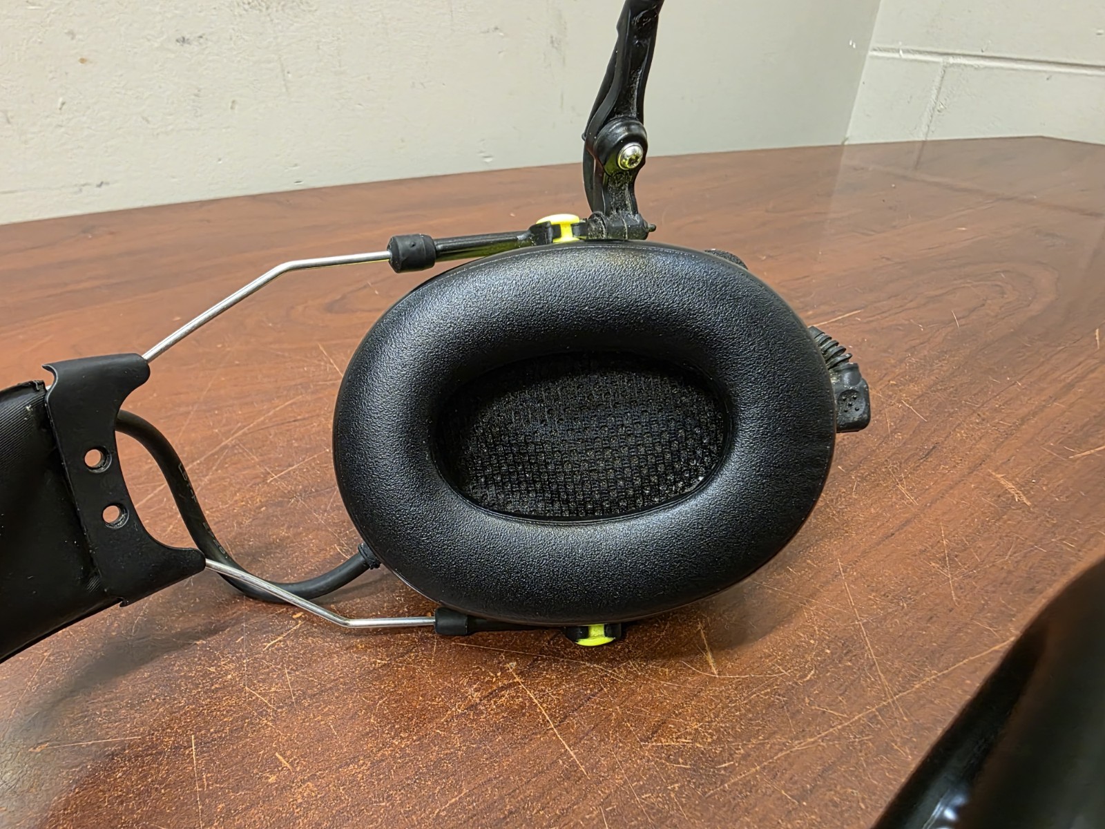 3M PELTOR LiteCom Plus Headset MT73H7A4610NA