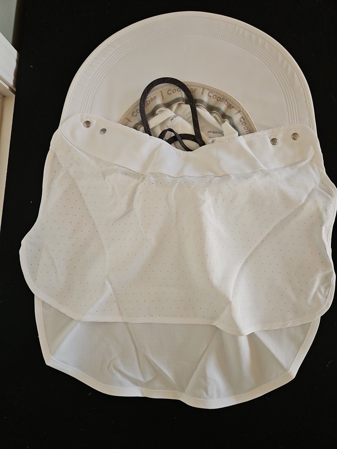 Coolibar Stevie Ultra Sun Hat White, One Size, UPF 50+, Adjustable Neck Drape