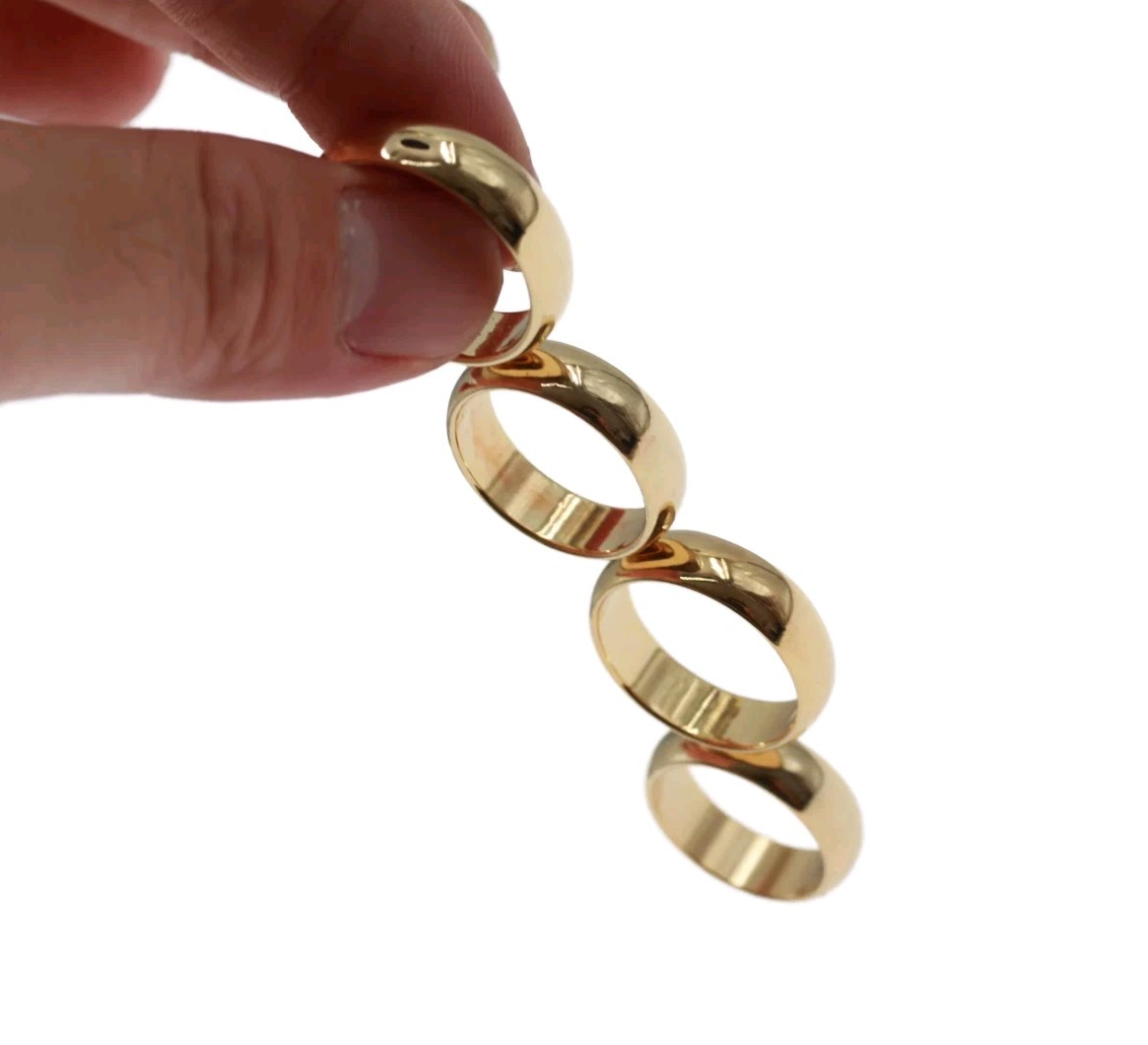 Magnetic Ring - Magic with Magnets - Vanish Tricks - Magicians Prop