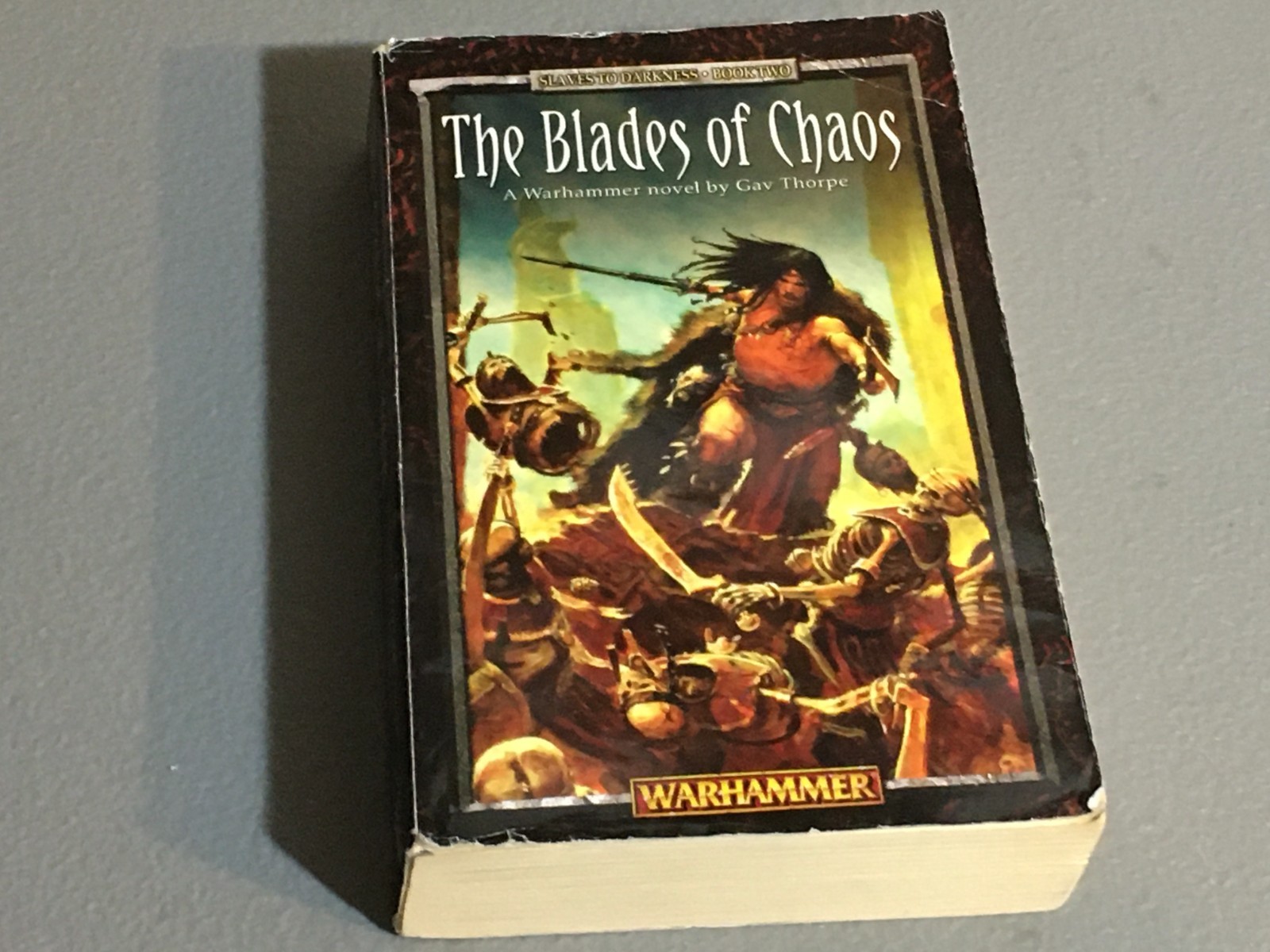 BOOK WARHAMMER THE BLADES OF CHAOS GAV THORPE PAPERBACK USED