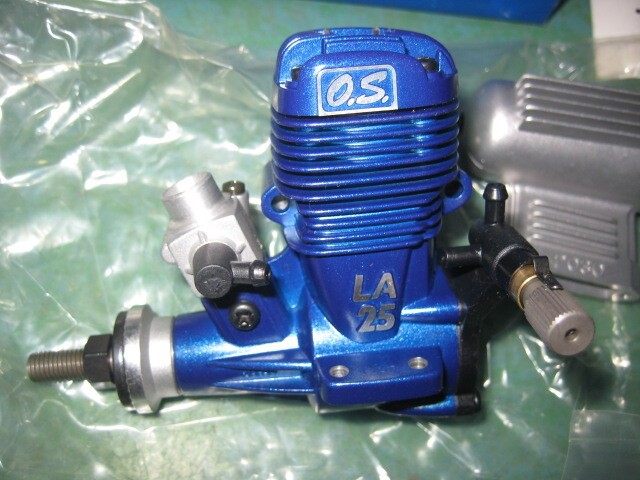 OS Max 25LA 2 Stroke w Muffler Plug RC Nitro Model New Ogawa Seiki