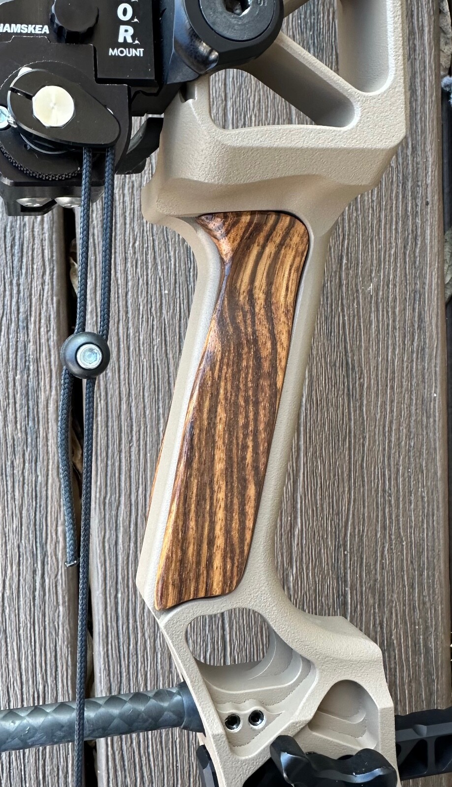 CUSTOM Side Plates for Mathews Bows 2019 - 2024 (RH; Zebrawood)