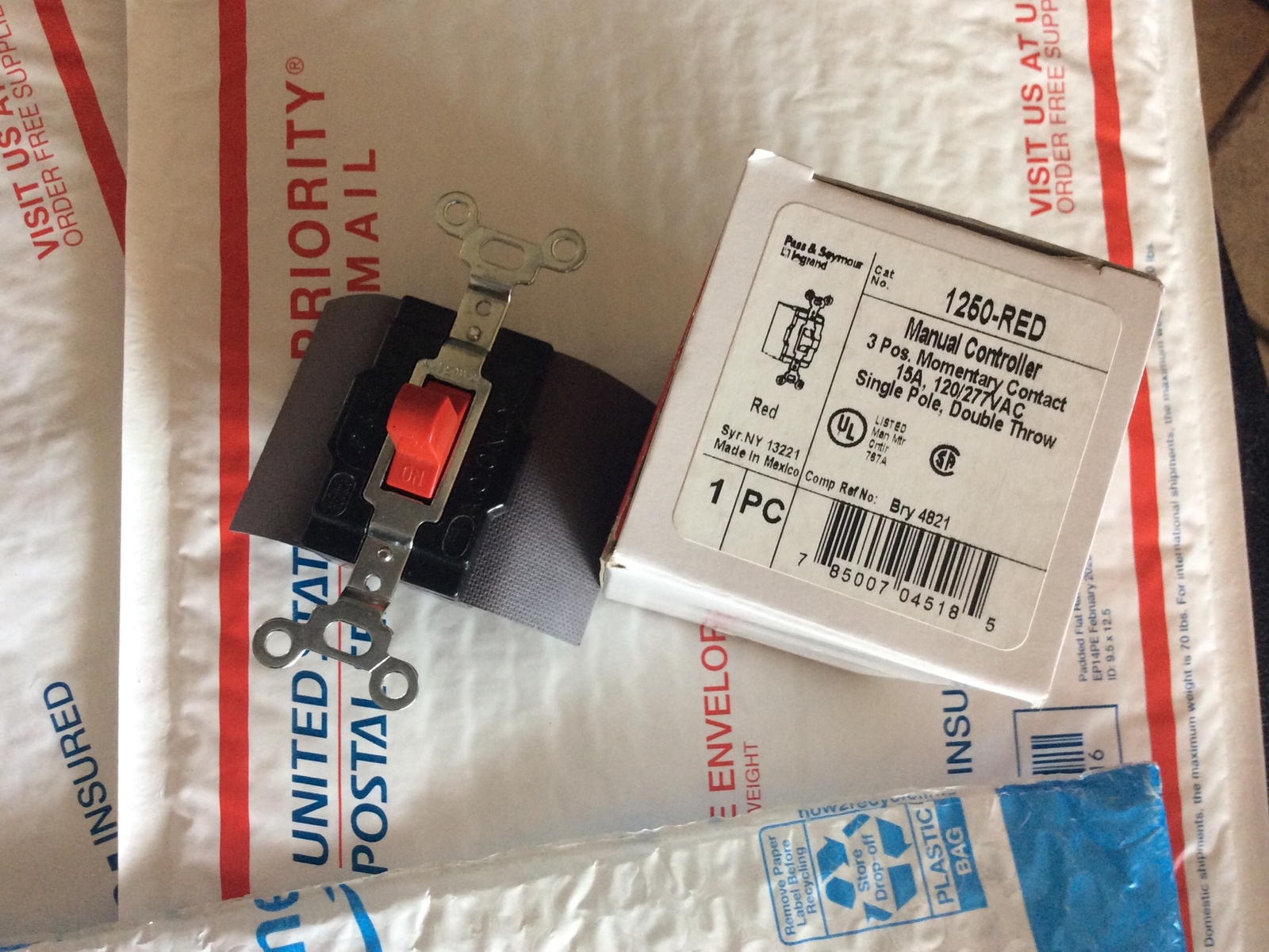Pass & Seymour Red Manual Motor Control Switch Momemtary Contact 15A 1250-RED